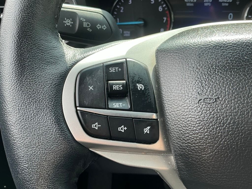 Used 2023 Silver Ford XLT image 35