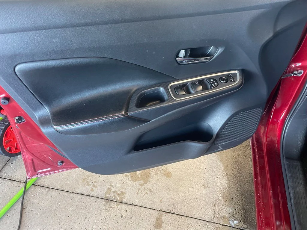 Used 2024 Red Nissan 1.6 SR image 9