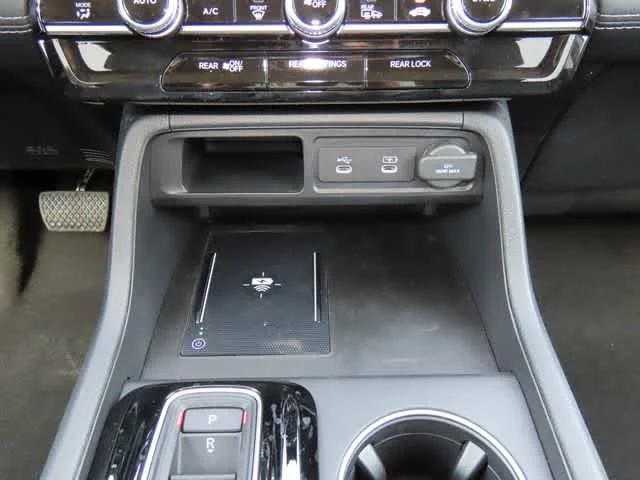 New 2026 Sonic Gray Pearl Honda Touring image 26