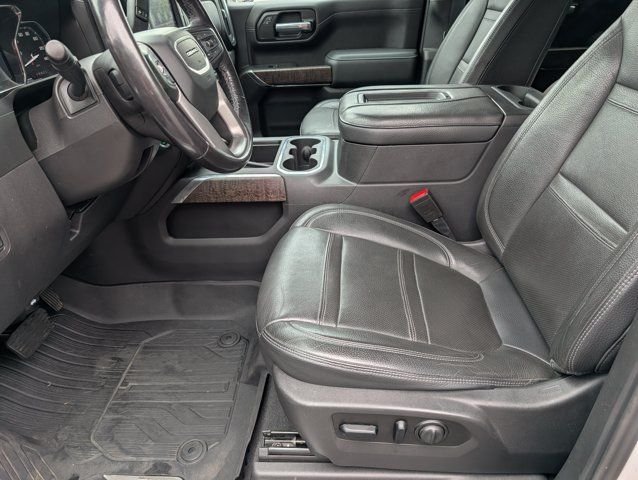 Used 2021 White GMC Denali image 13