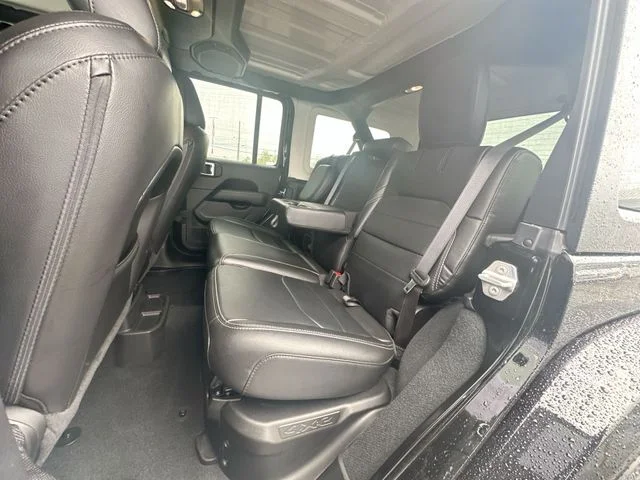 Used 2022 Black Jeep Unlimited Sahara 4xe image 24
