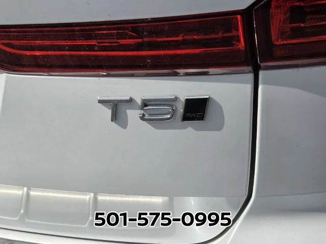 Used 2021 White Volvo T5 Momentum image 11