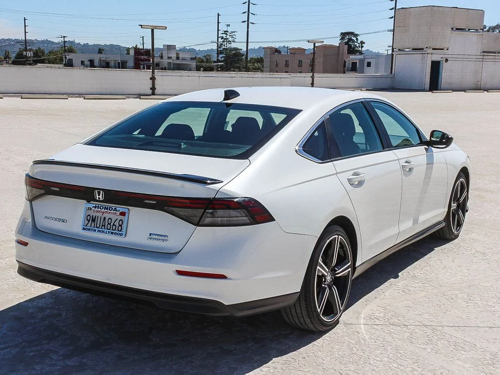 Certified Used 2024 Platinum White Honda Sport image 6