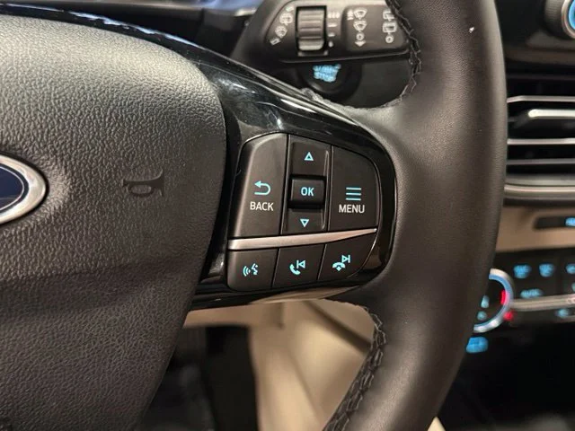Used 2022 White Ford SEL image 15
