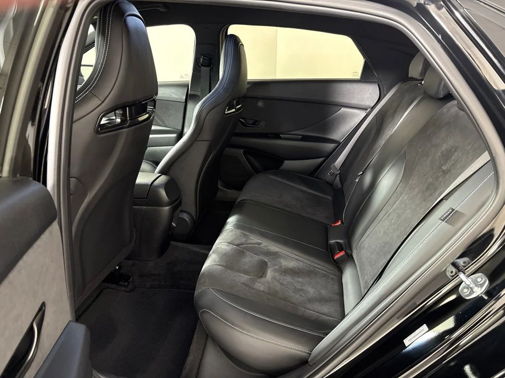 Used 2025 Black Hyundai Base image 24