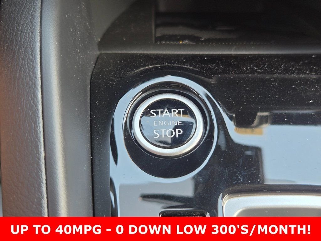 2025 Nissan Versa Sedan SV - Photo 24