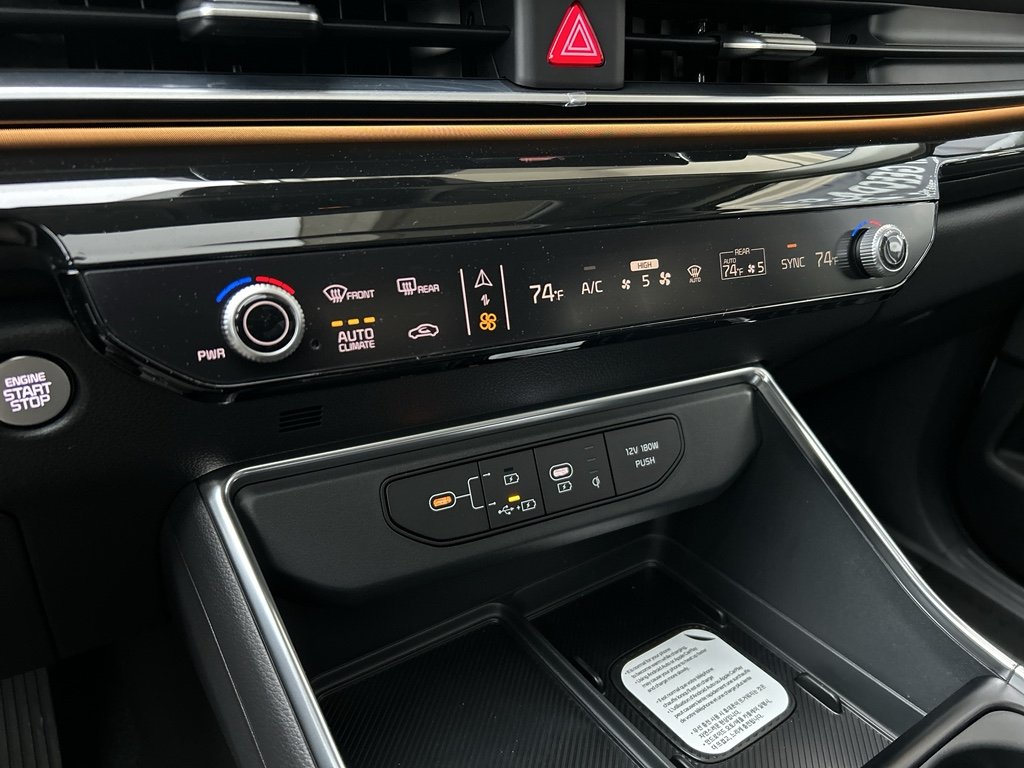 New 2026 Snow White Pearl Kia SX Prestige image 24