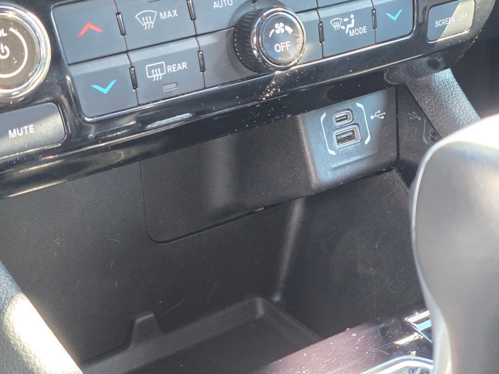 2025 Jeep Compass Limited - Photo 28