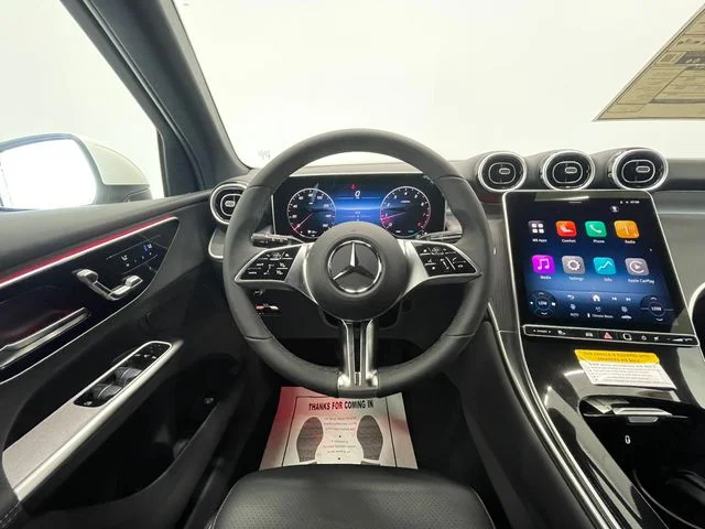 New 2026 Polar White Mercedes-Benz GLC 300 image 23