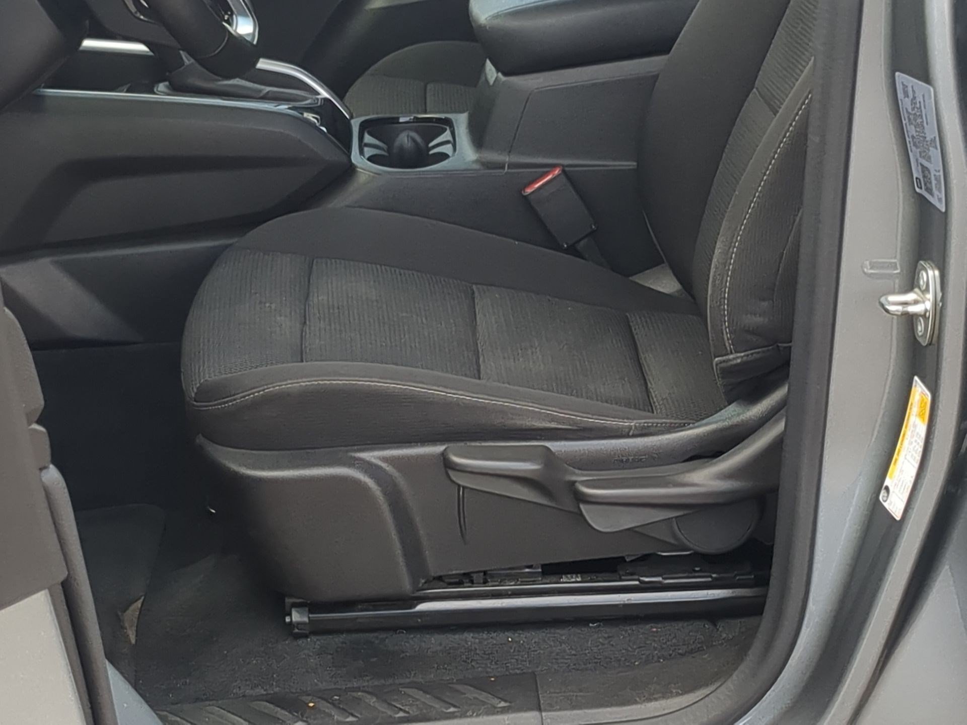 2023 Chevrolet Colorado LT - Photo 13
