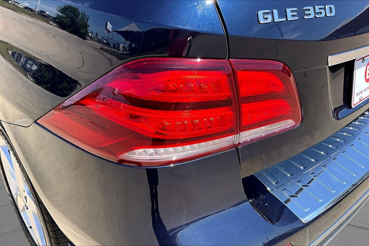 Used 2017 Lunar Blue Metallic Mercedes-Benz GLE 350 image 28