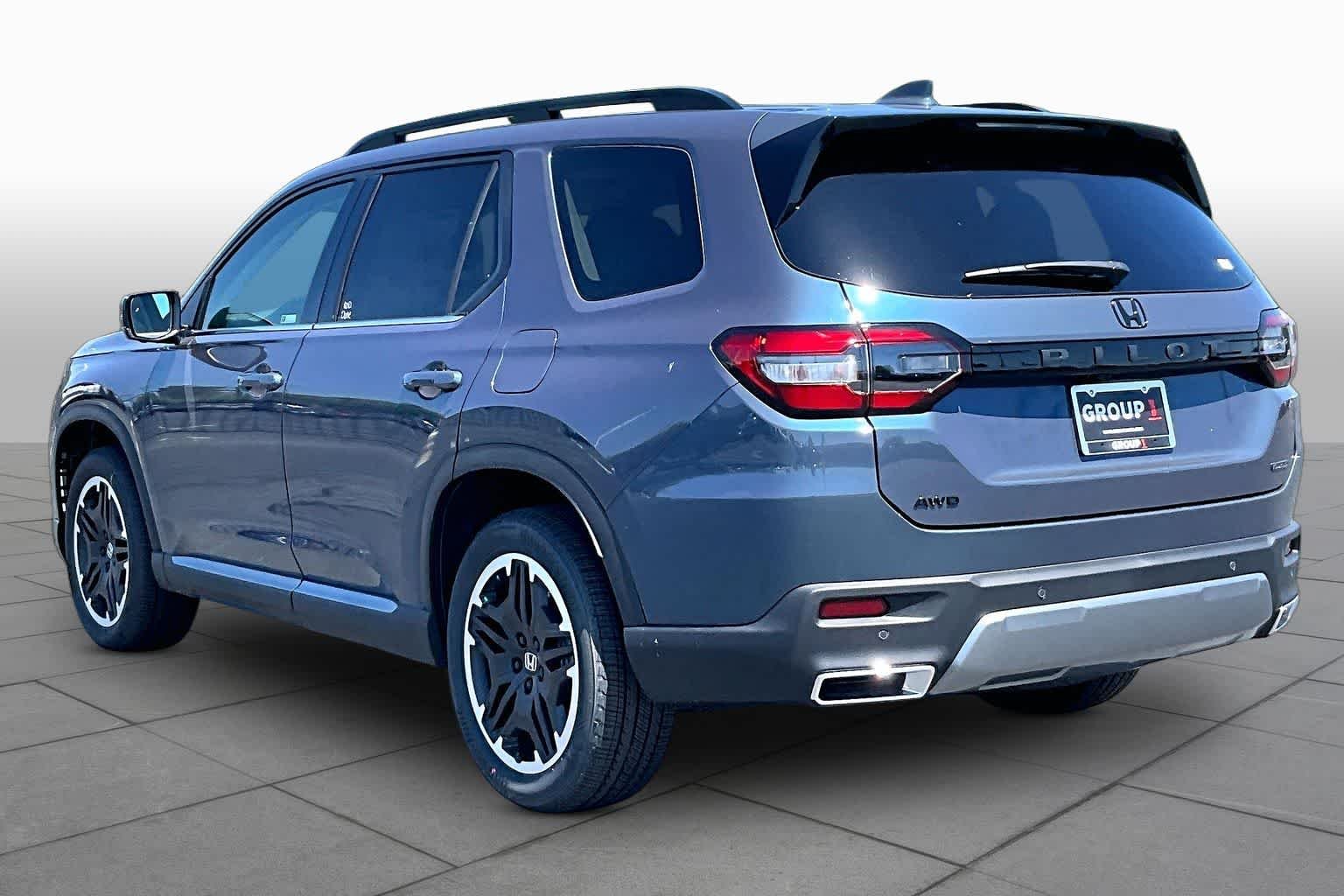 New 2026 Smoke Blue Pearl Honda Touring S image 12