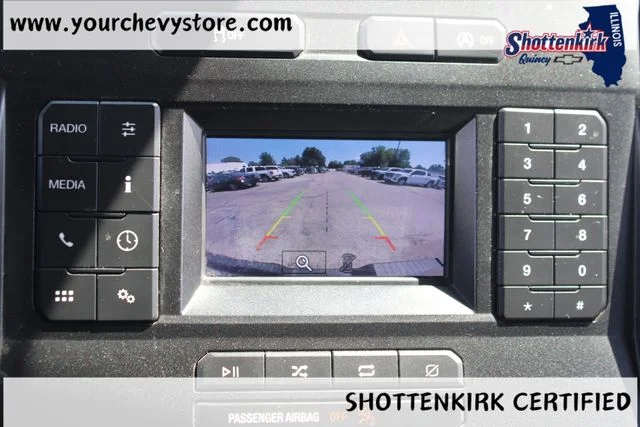 Used 2018 Silver Ford XLT image 27
