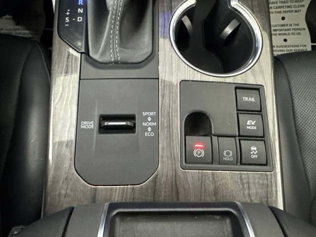 Used 2023 Pearl Toyota Limited image 18