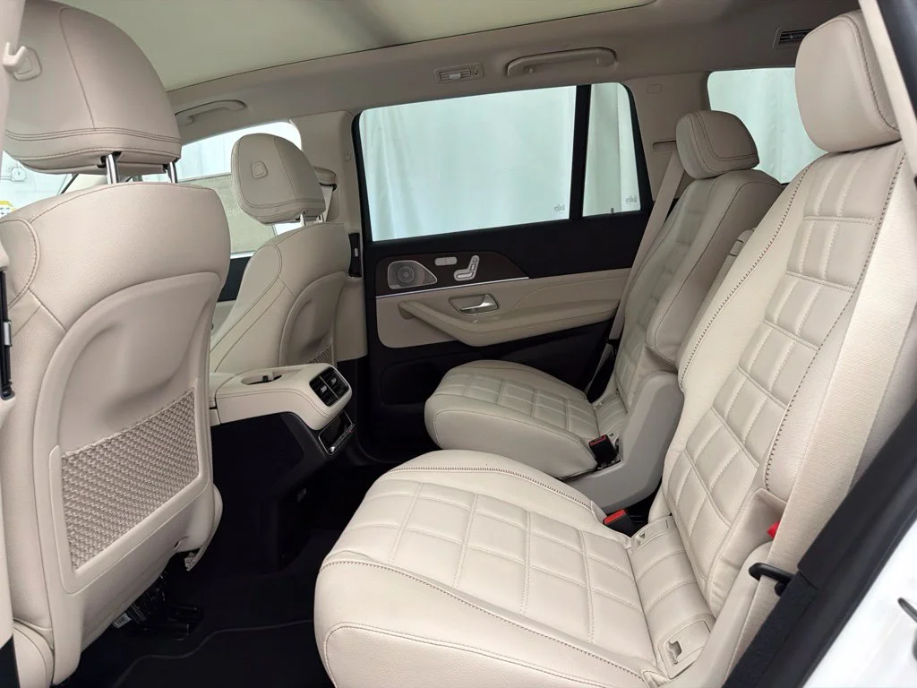 New 2027 White Mercedes-Benz GLS 450 image 22