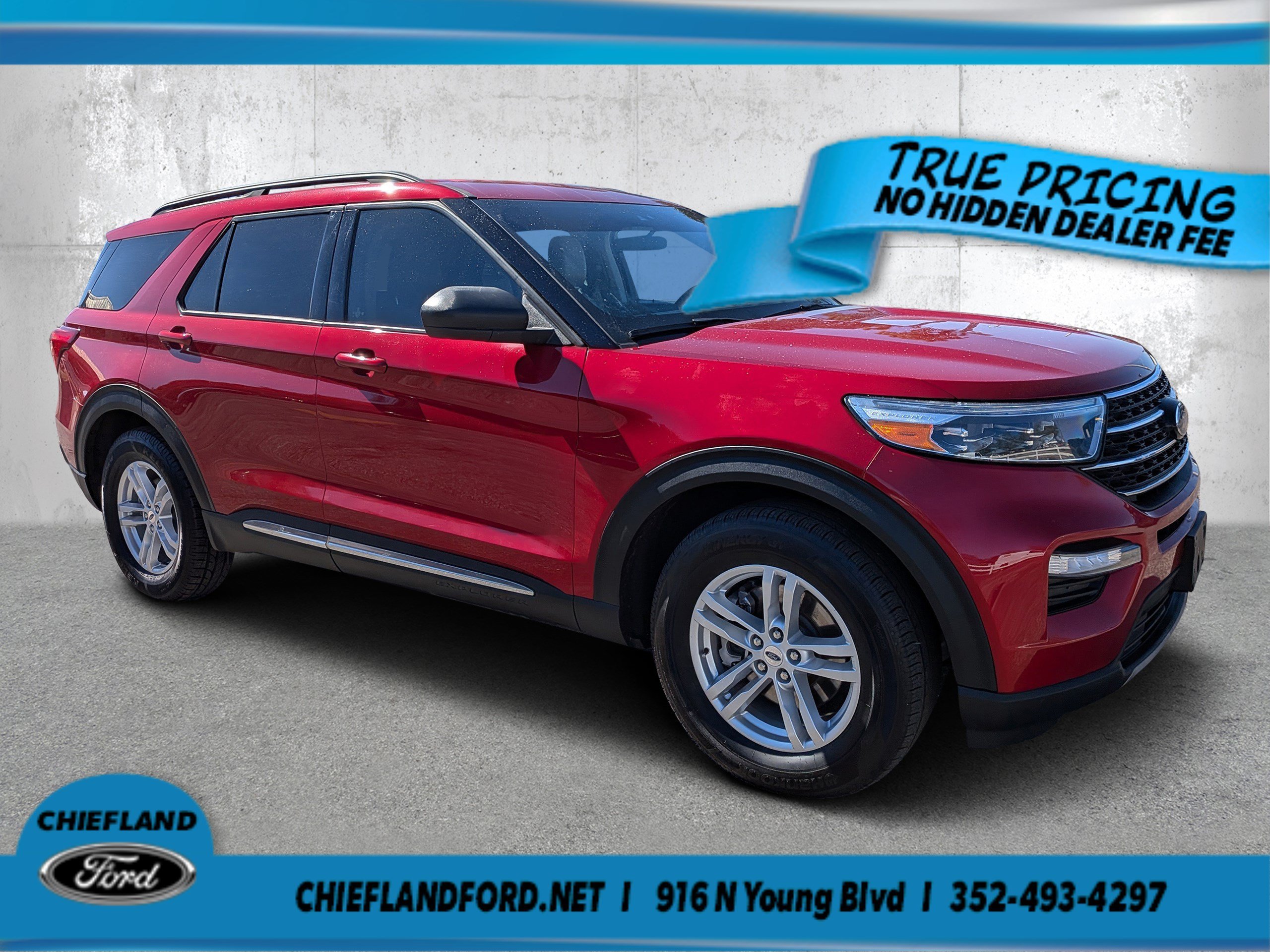 Used 2023 Rapid Red Metallic Tinted Clearcoat Ford XLT image 1