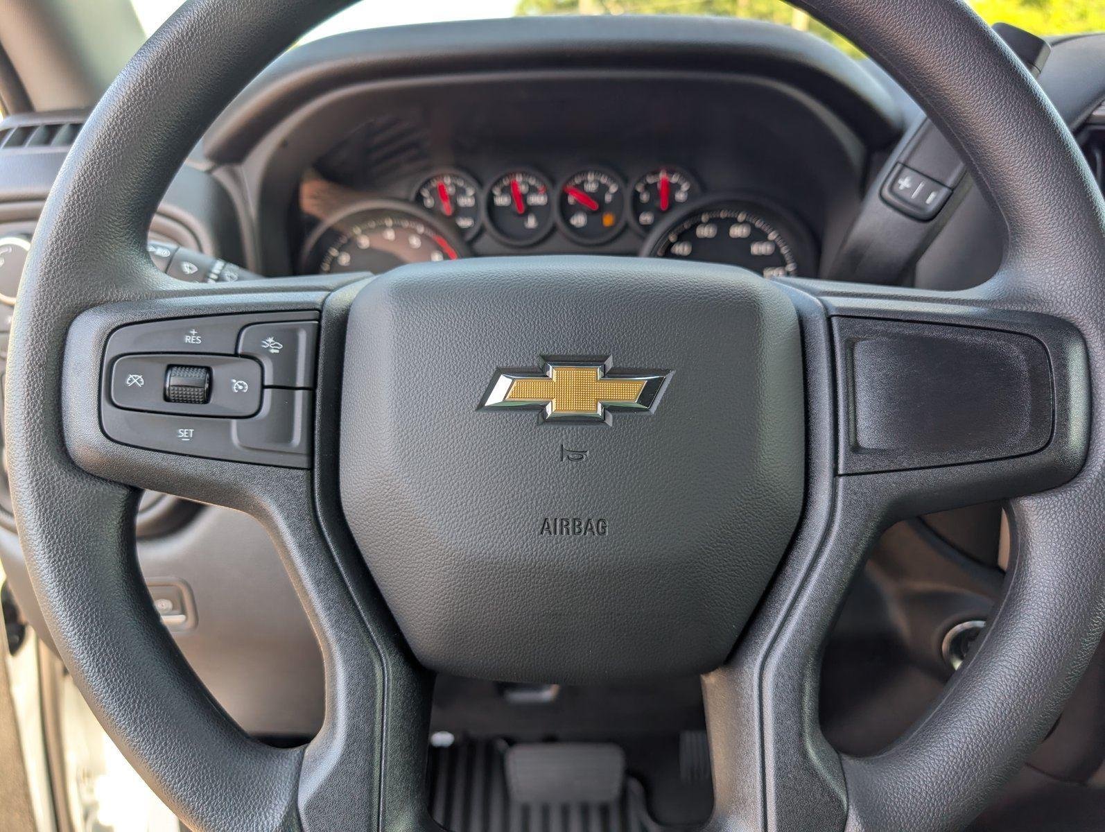 New 2026 Summit White Chevrolet Custom image 26
