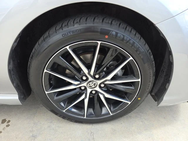Used 2022 Silver Toyota SE image 13