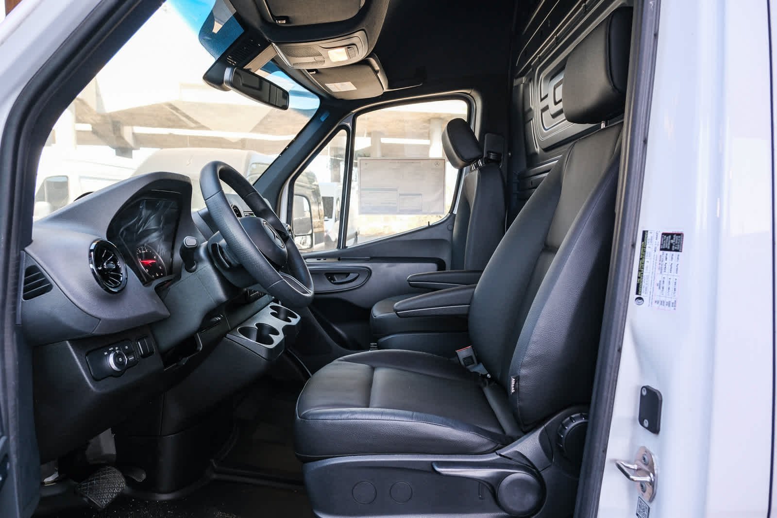 New 2025 Arctic+White Mercedes-Benz Cargo 144 WB  RWD 2.0L 4-Cylinder image 22