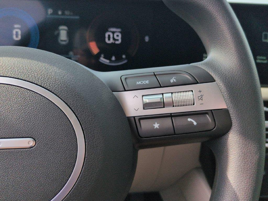 New 2026 White Hyundai SEL Plus FWD image 41