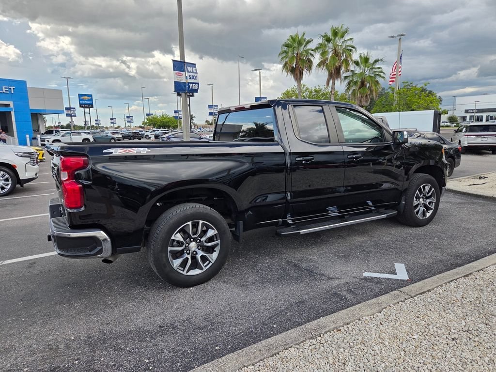 Used 2024 Black Chevrolet LT (2FL) image 14