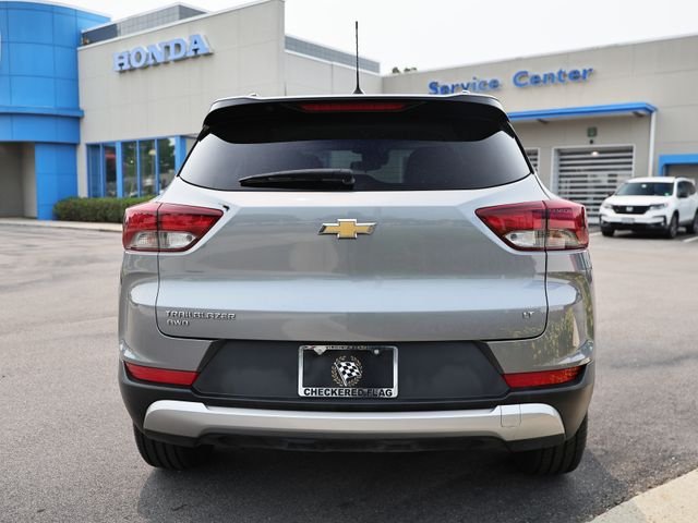 Used 2025 Sterling Gray Metallic Chevrolet LT image 9