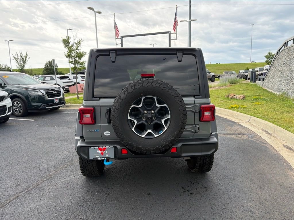 Used 2023 Gray Jeep Rubicon 4xe image 6