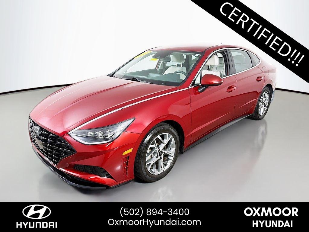 Used 2023 Ultimate Red Hyundai SEL image 3