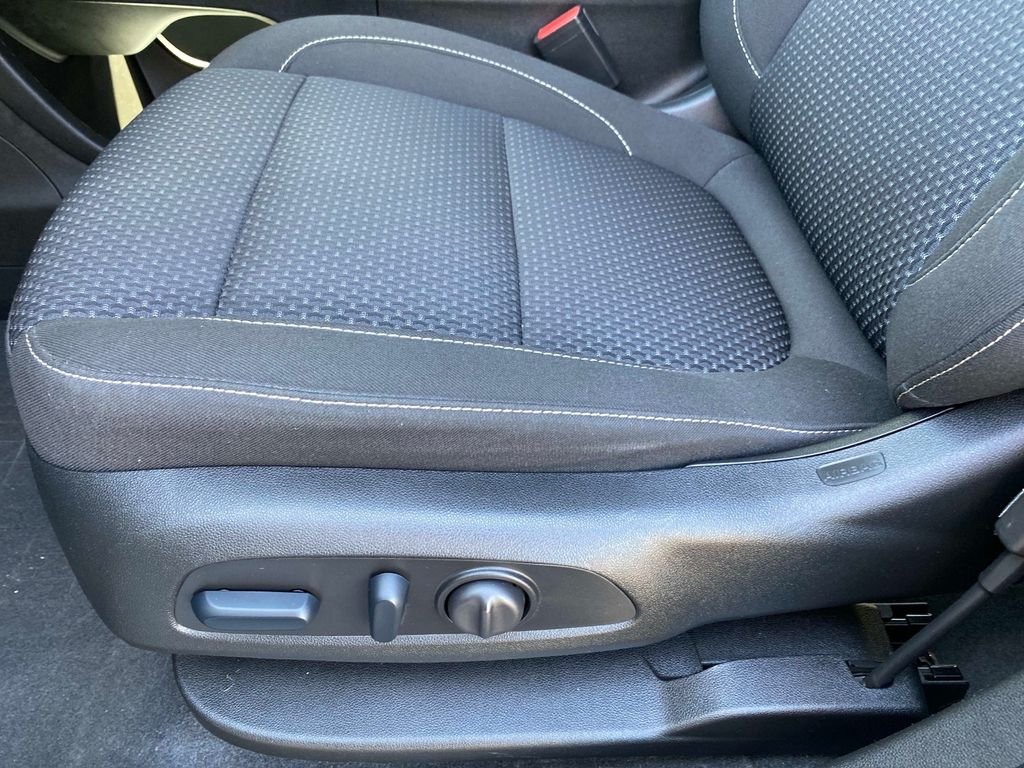 Used 2023 Silver GMC SLE image 24