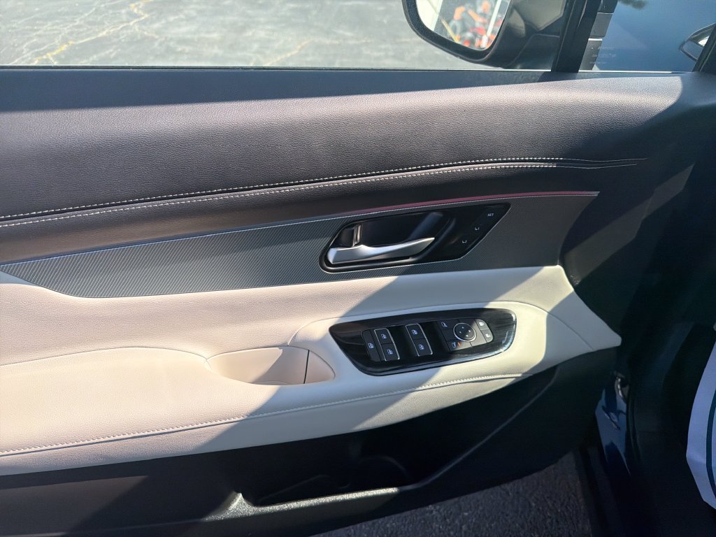 Used 2025 Blue Nissan SL image 13