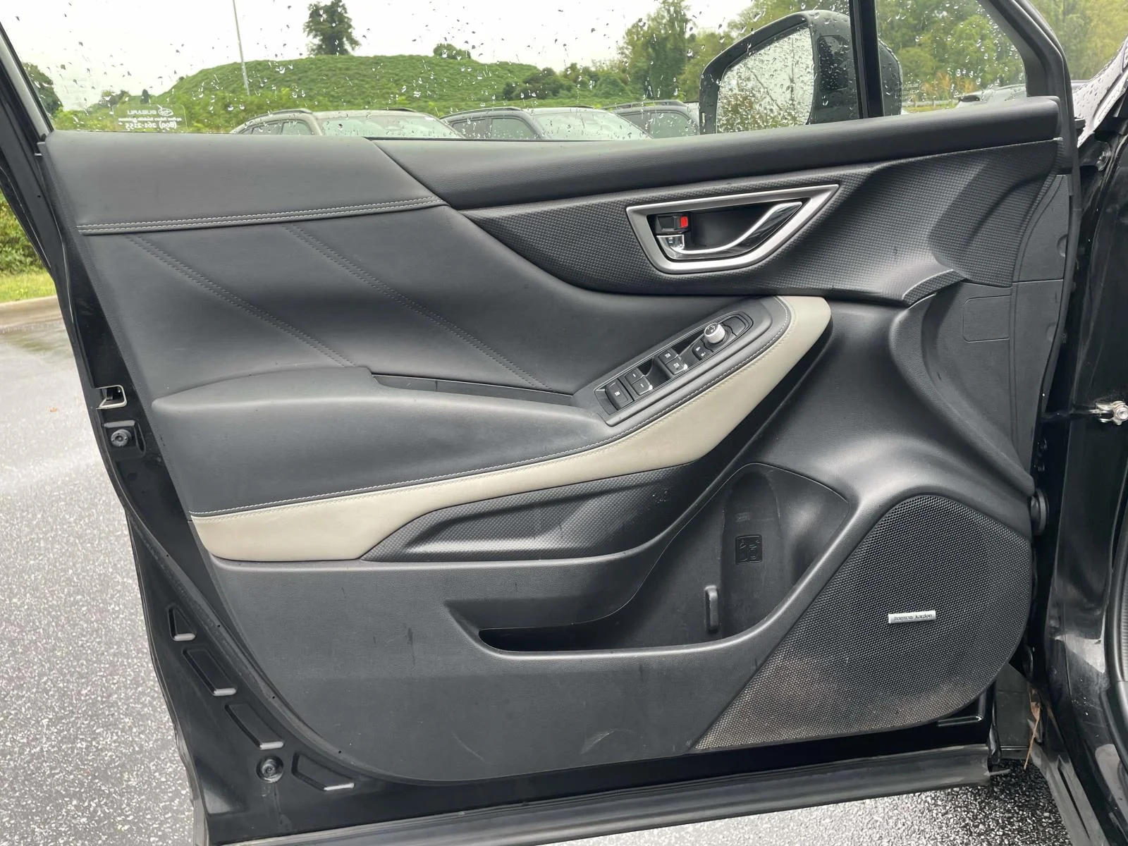 Used 2022 Crystal Black Silica Subaru Limited image 5