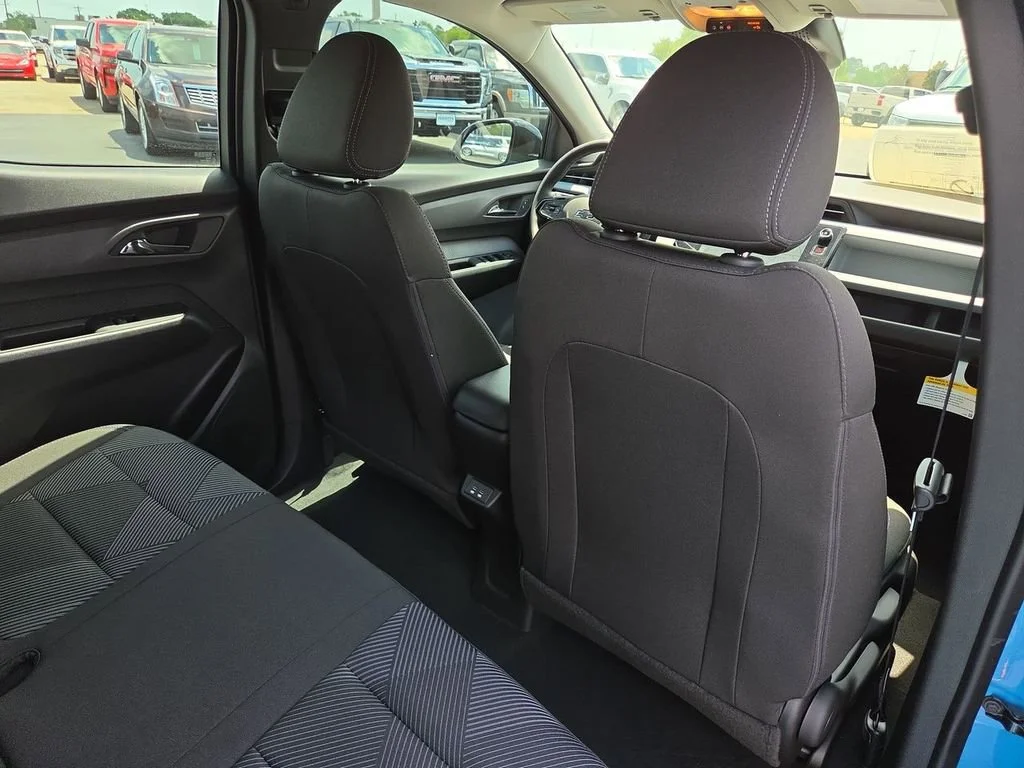 New 2027 Marina Blue Metallic Chevrolet LT image 12