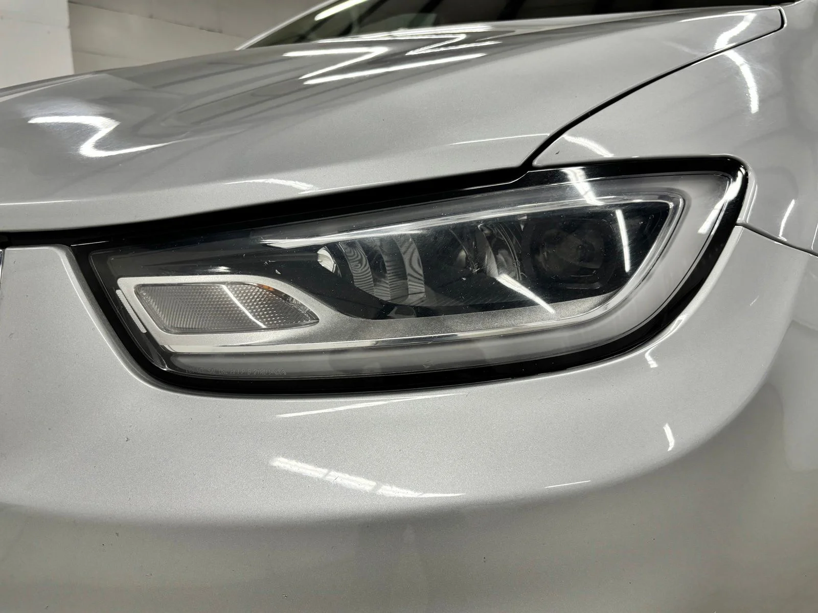 Used 2023 Silver Chrysler Touring L image 8