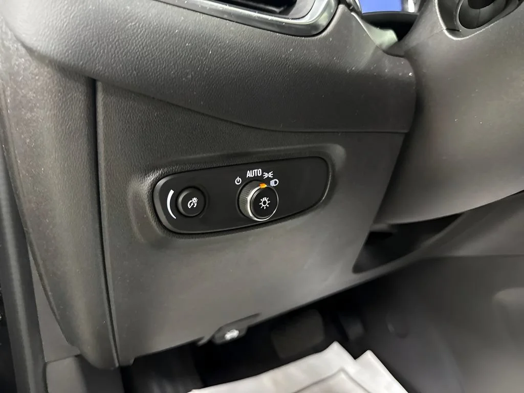 2024 Chevrolet Equinox LT - Photo 14