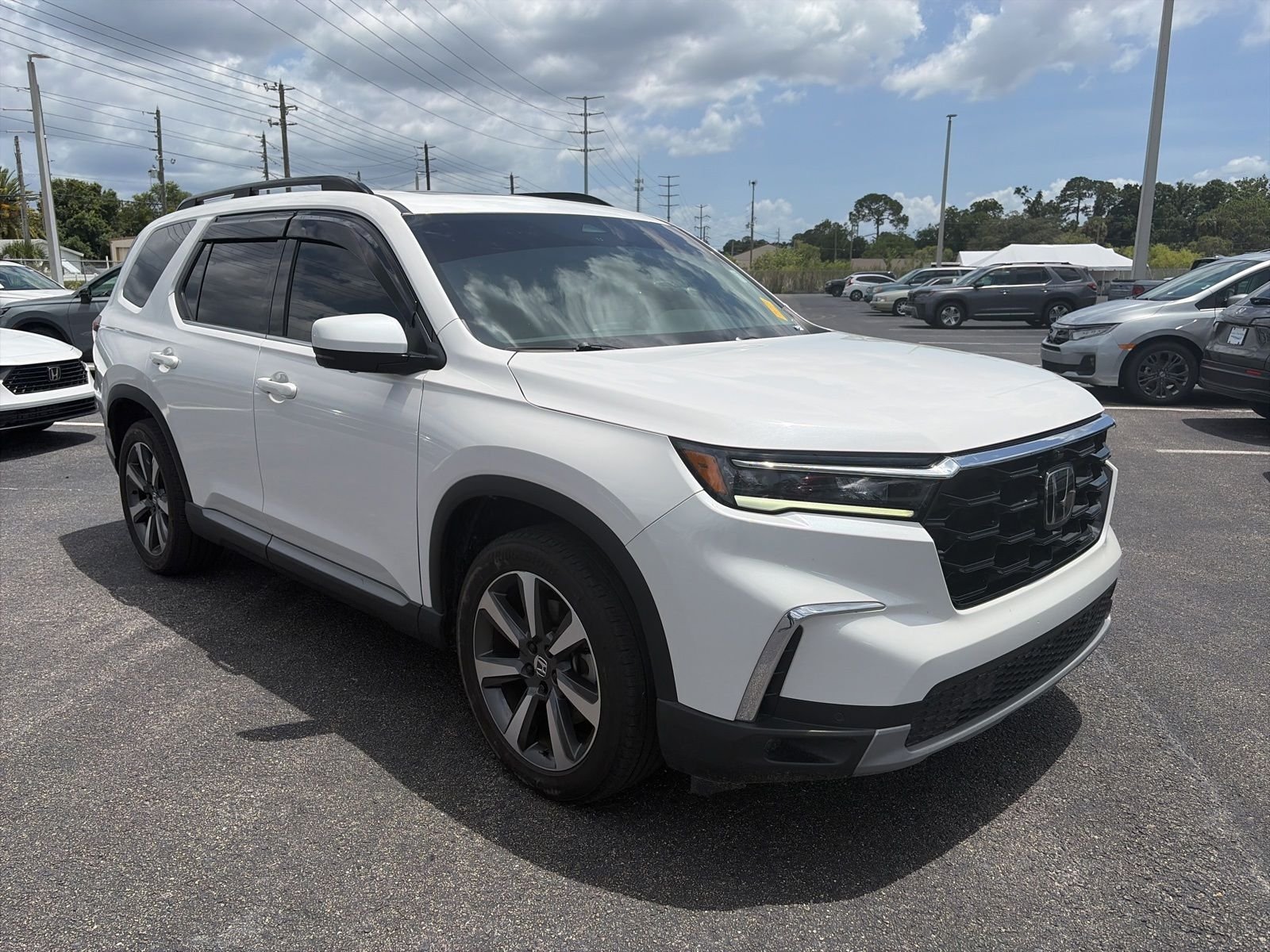 2025 Honda Pilot Elite AWD's photo