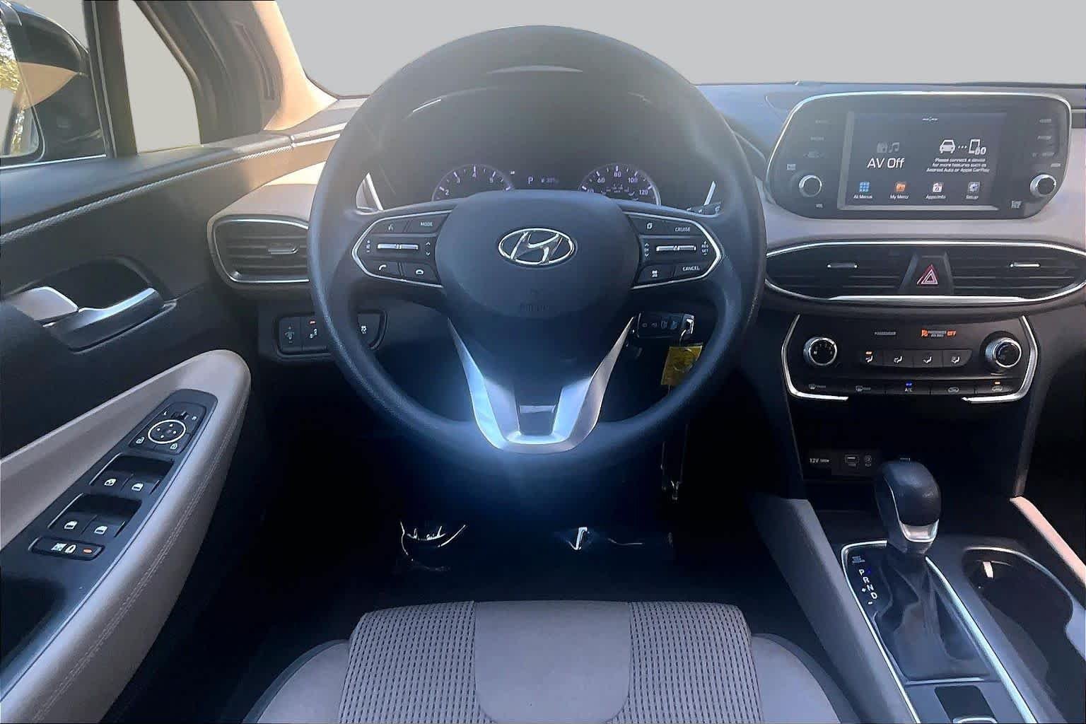 Used 2019 Twilight Black Hyundai SE image 6