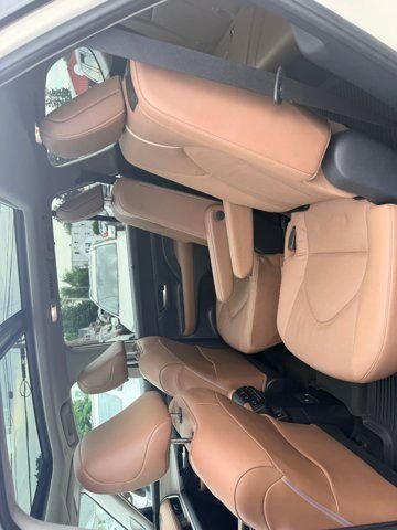 Used 2024 White Toyota  image 17