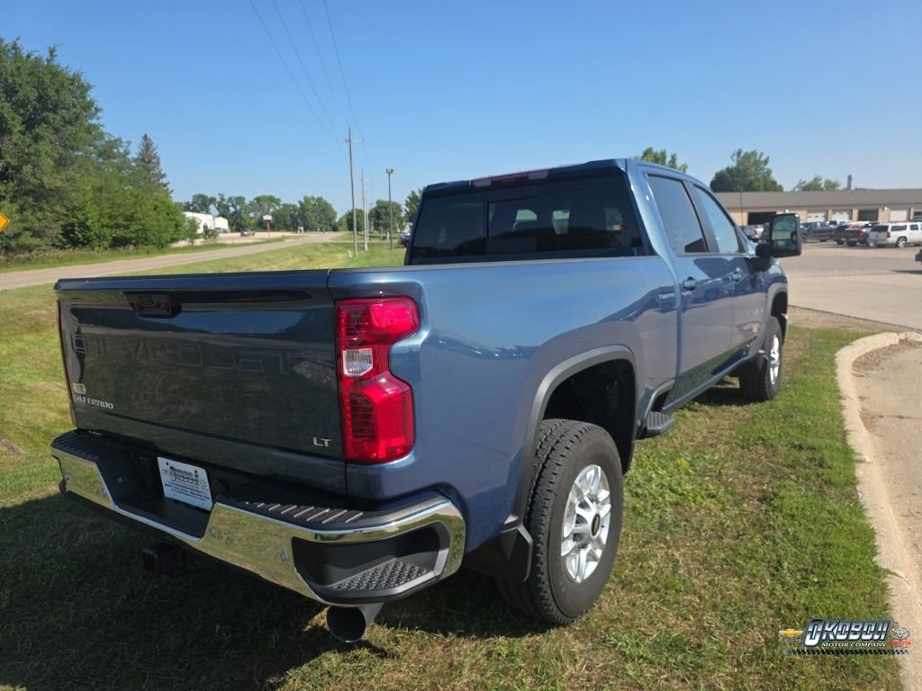 New 2026 Blue Chevrolet LT image 8