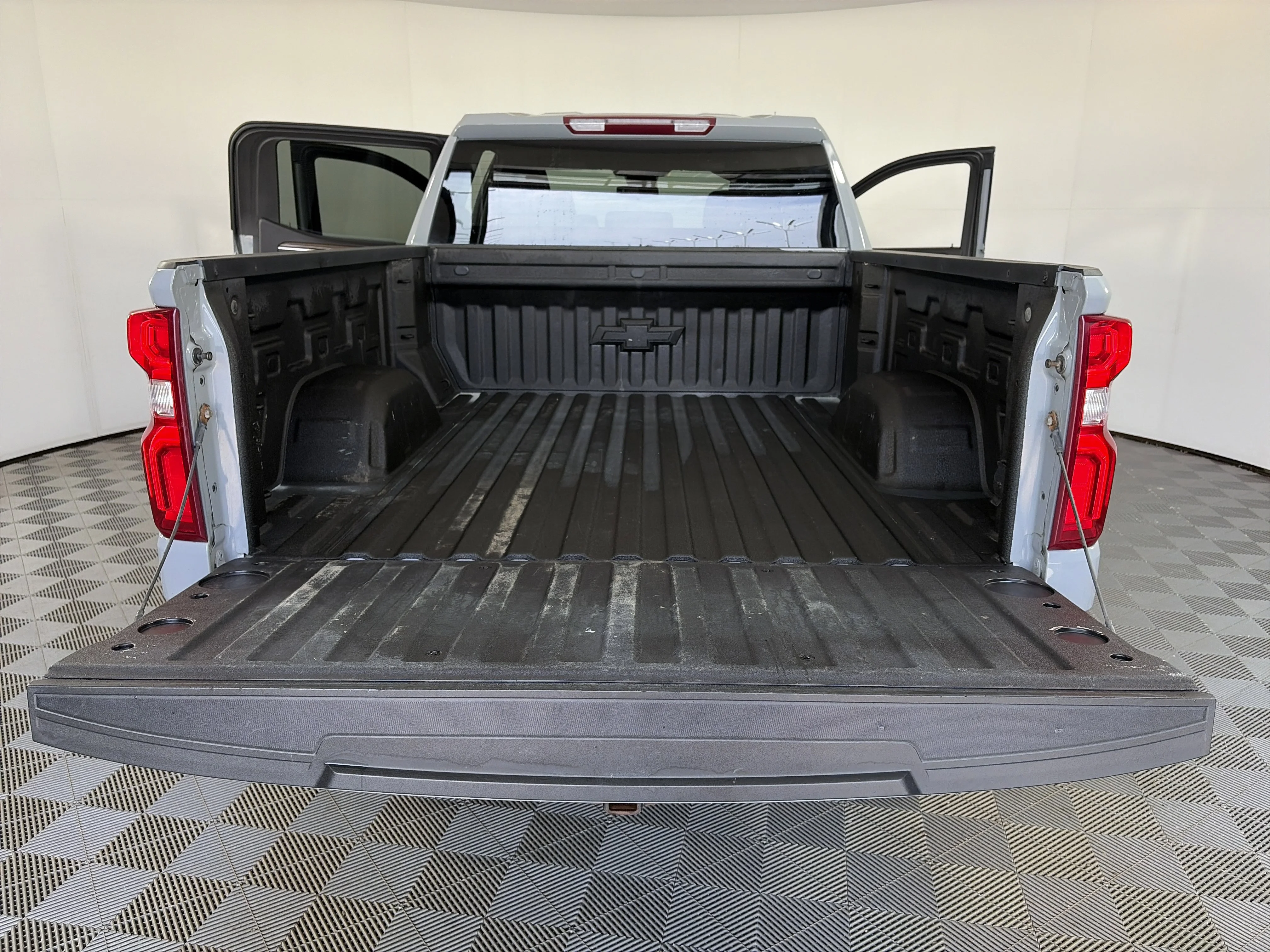 2024 Chevrolet Silverado 1500 RST - Photo 14