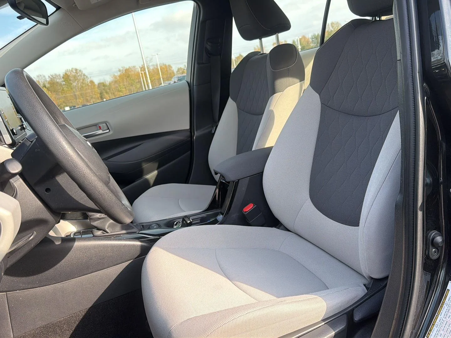 Used 2020 Black Sand Pearl Toyota LE image 15