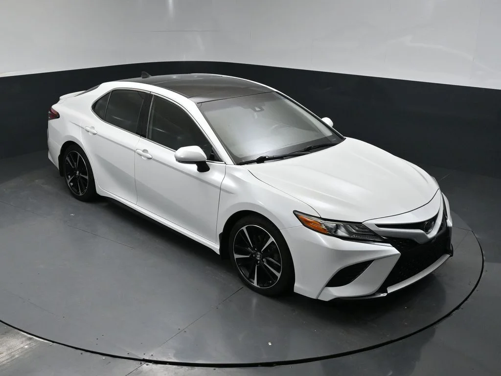 Used 2019 Beige Toyota XSE image 7