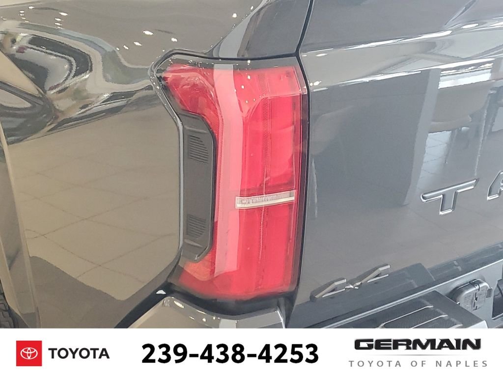 2026 Toyota Tacoma SR5 - Photo 14