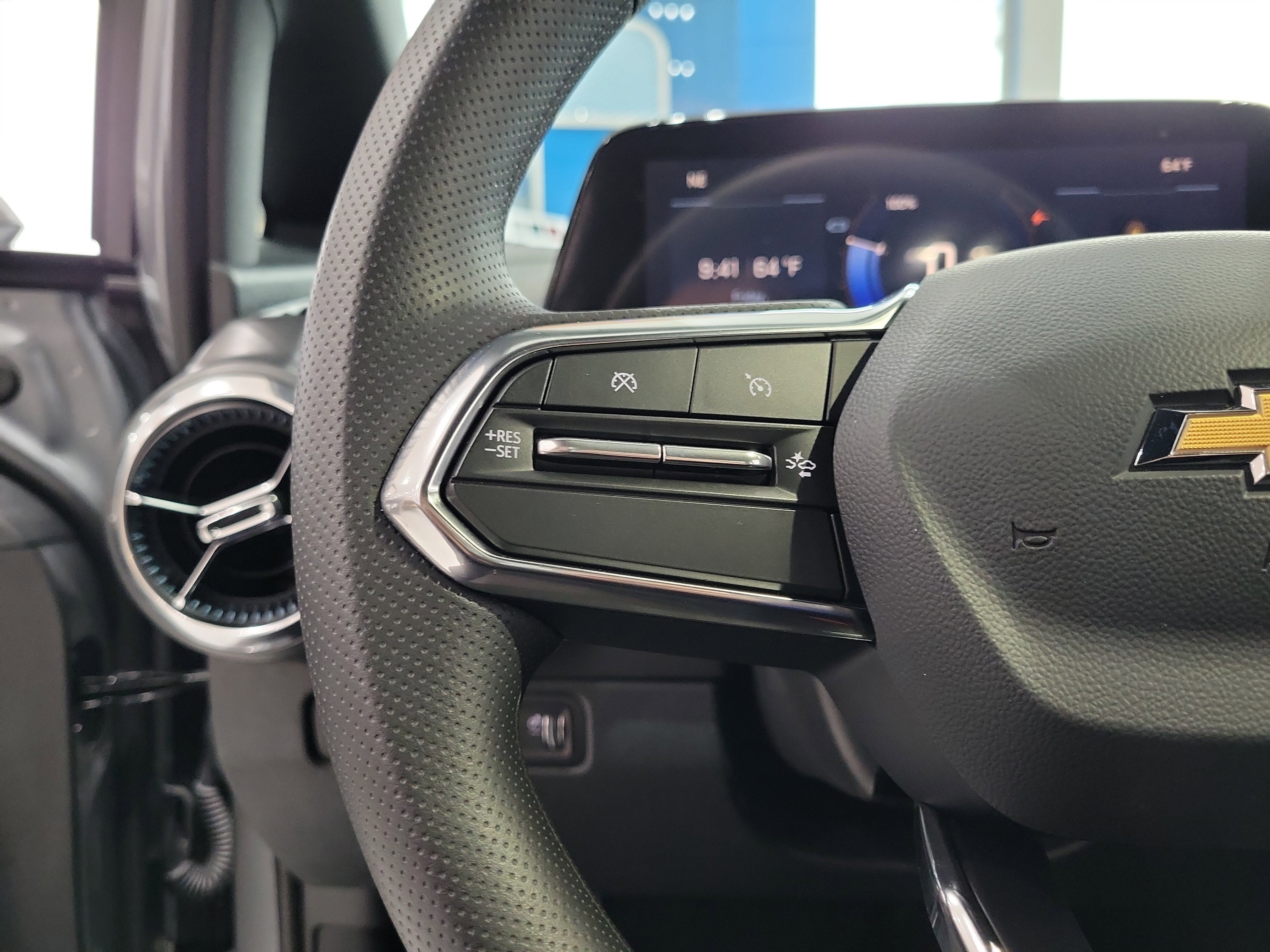 2026 Chevrolet Equinox EV 1LT - Photo 23