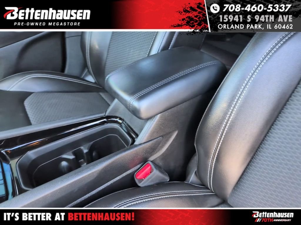 Certified Used 2023 Red Jeep Latitude image 24
