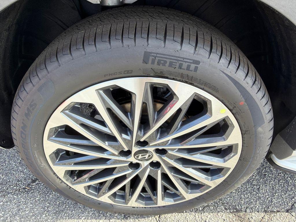 New 2026 Gray Hyundai Calligraphy FWD image 17
