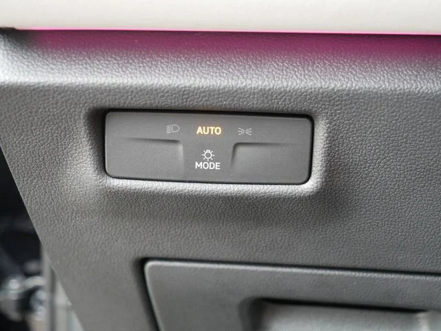 Certified Used 2025 Black Volkswagen 2.0T SE image 24