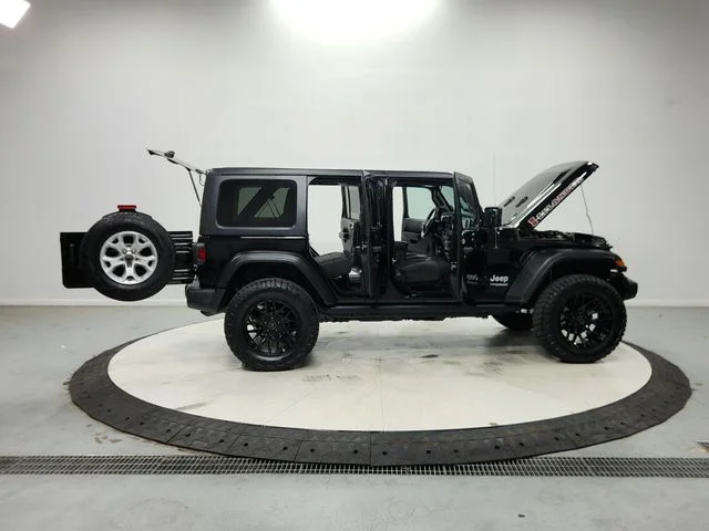Used 2021 Black Jeep Unlimited Islander image 17