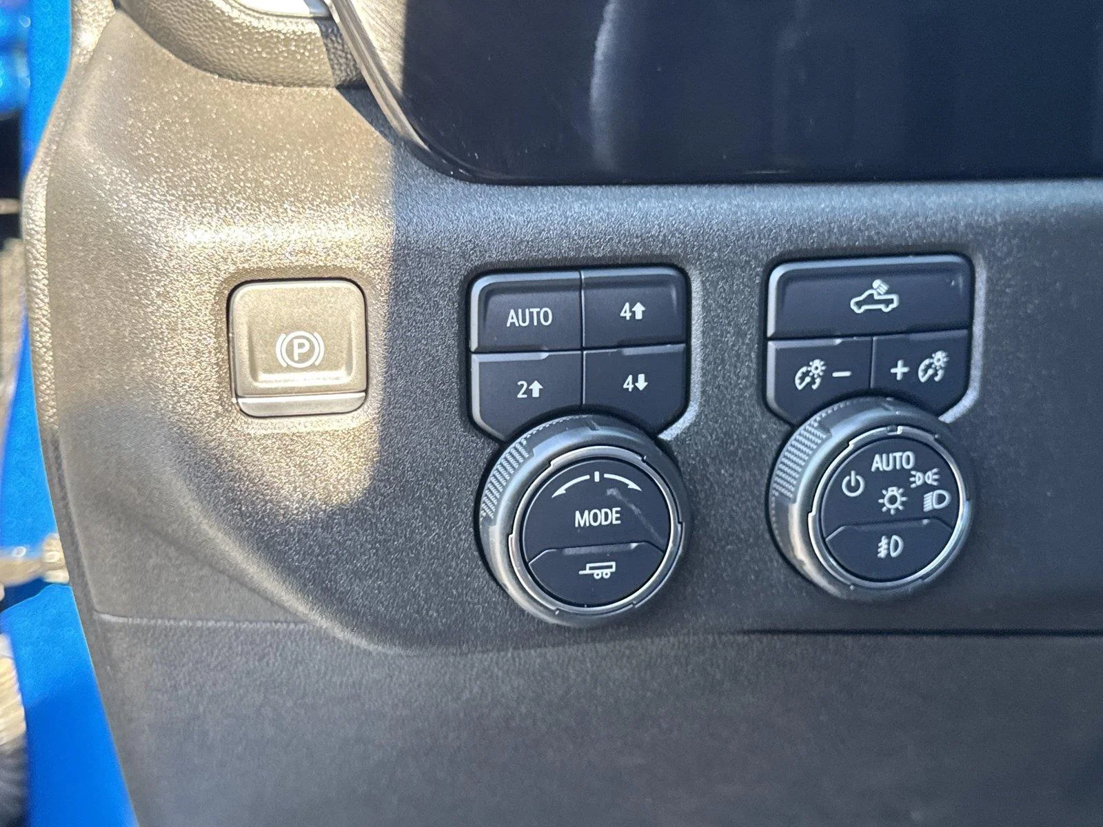 Used 2022 GLACIER BLUE METALLIC Chevrolet RST image 21