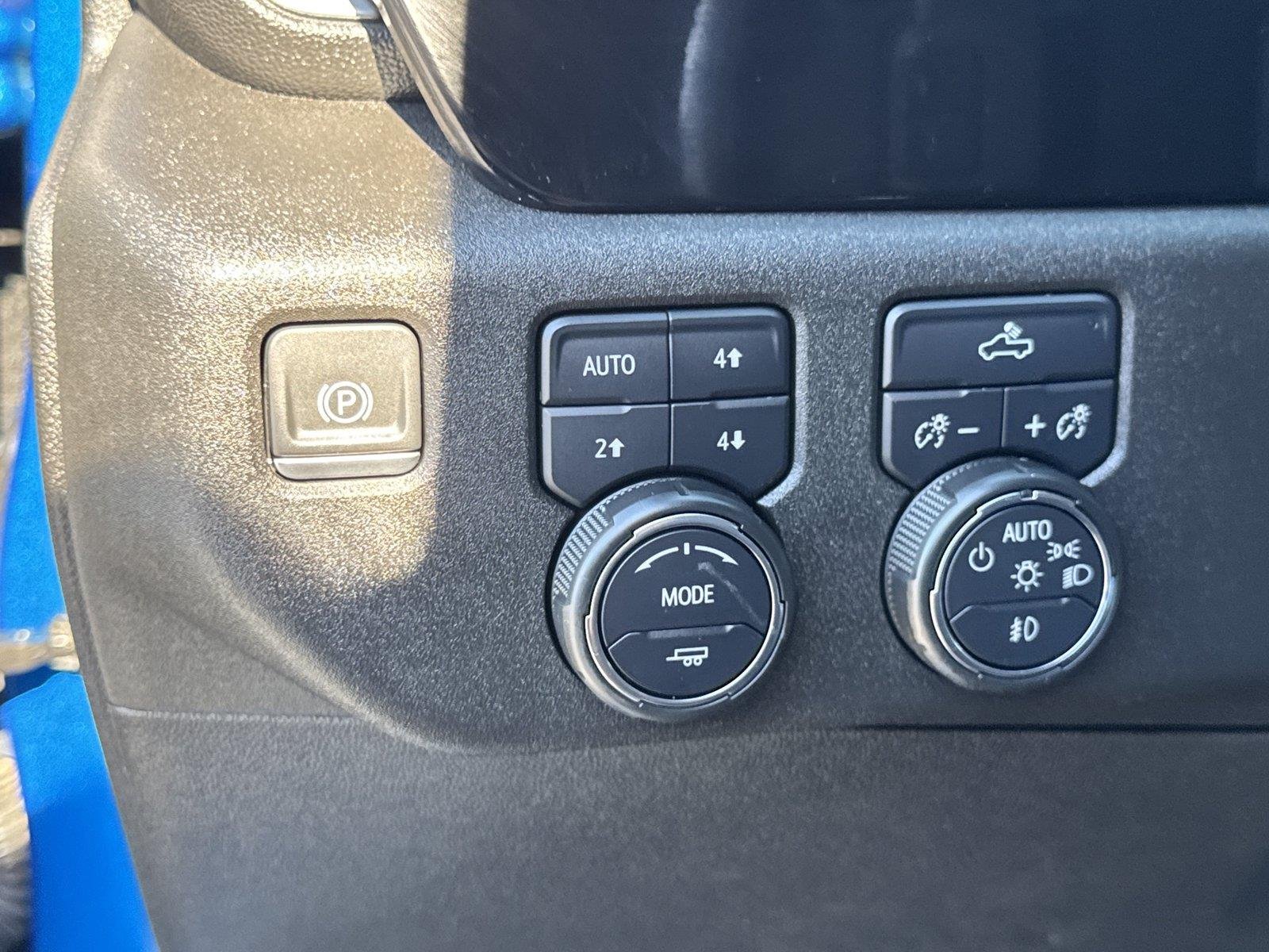 Used 2022 GLACIER BLUE METALLIC Chevrolet RST image 21