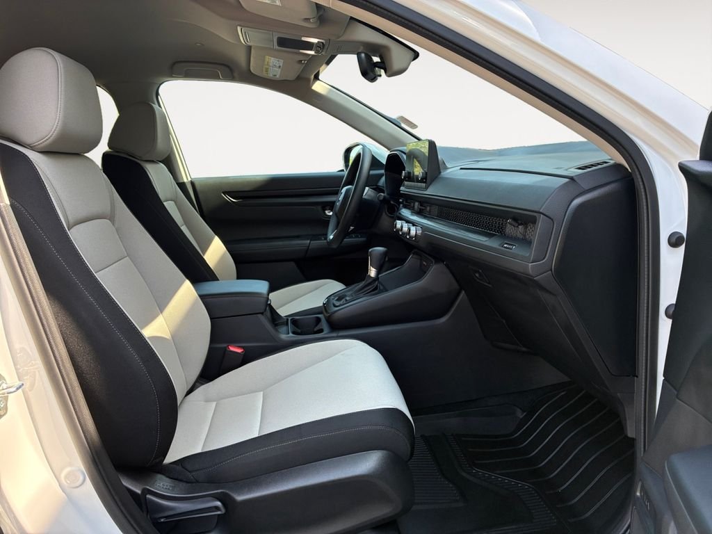 Used 2025  Honda LX image 15
